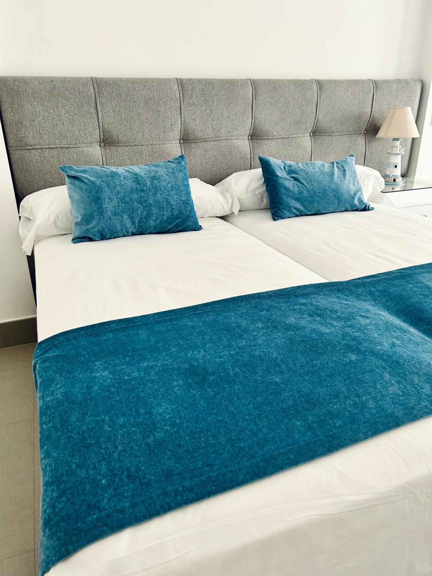 Mare Apartments Μαρμπέλλα Δωμάτιο φωτογραφία
